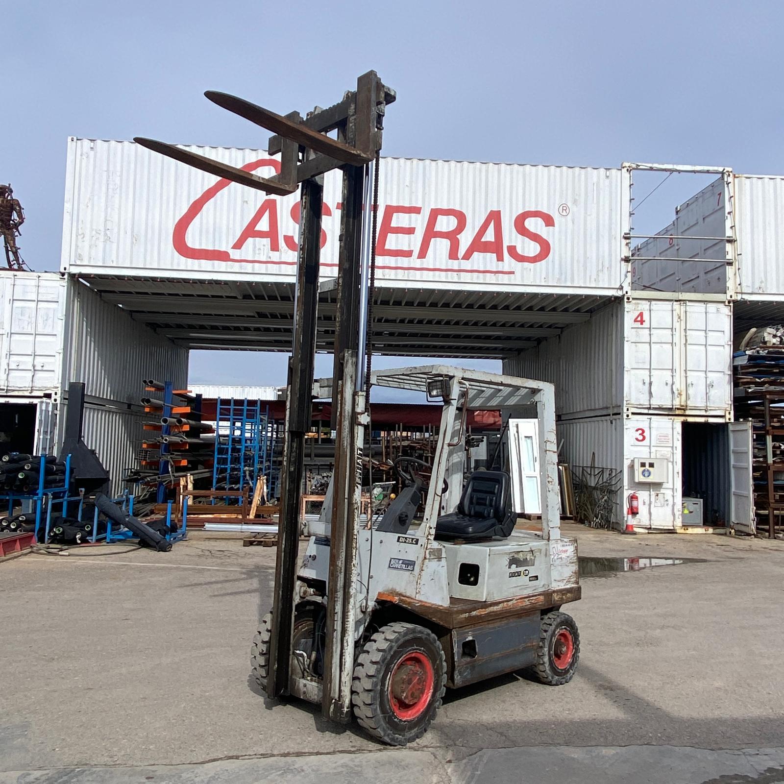 Carretilla elevadora DIÉSEL (gasoil) FIAT DI 25 C - Imagen 2